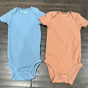 Baby bodysuit